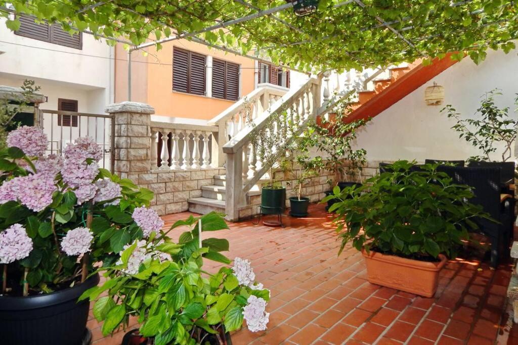 Apartment Eli باغ المظهر الخارجي الصورة