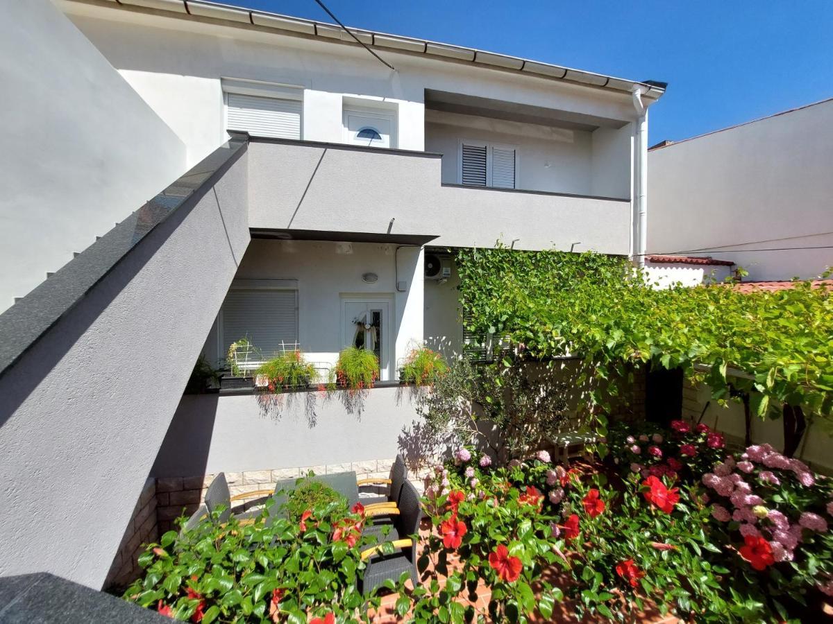 Apartment Eli باغ المظهر الخارجي الصورة