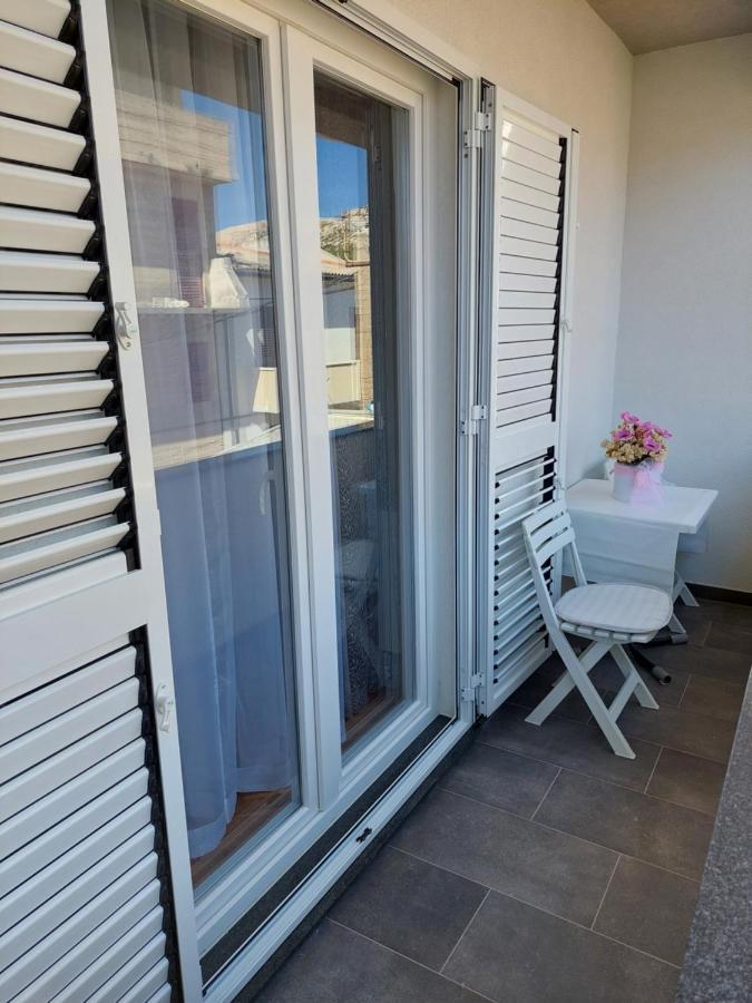 Apartment Eli باغ المظهر الخارجي الصورة