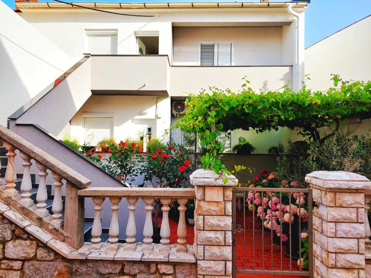 Apartment Eli باغ المظهر الخارجي الصورة